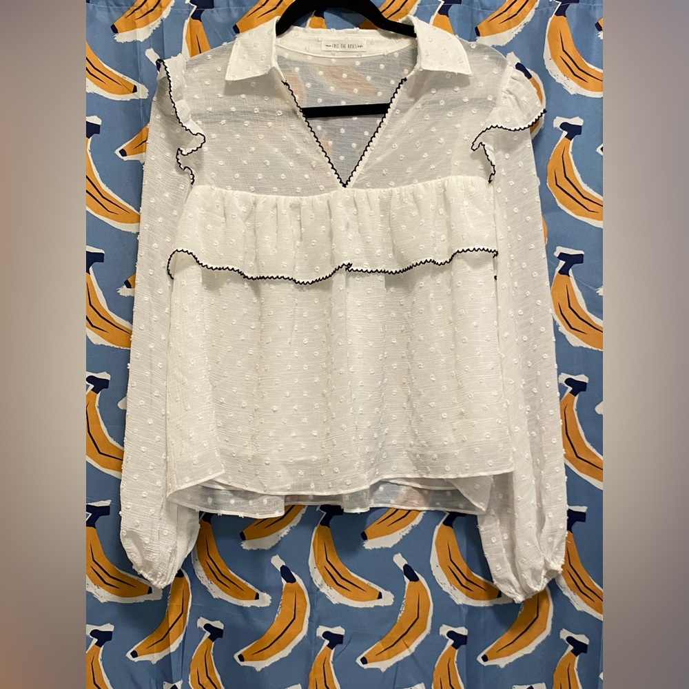 Free the Roses - White Long Sleeve Ruffled Blouse